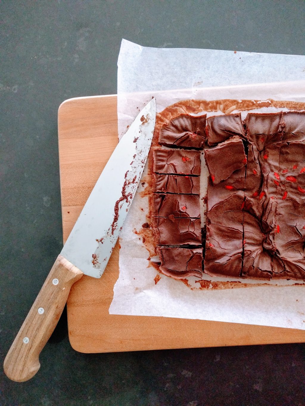 Raw chocolate in the tin