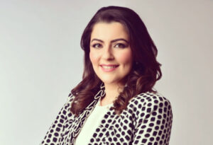 PIC Dr Elizabeth Hawkes